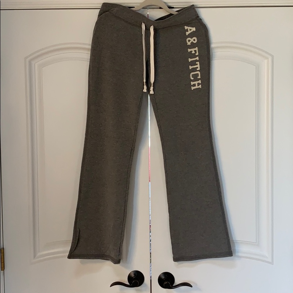 Abercrombie and Fitch ladies size L sweatpants